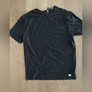 Vuori Men's Black Short Sleeve Tee M